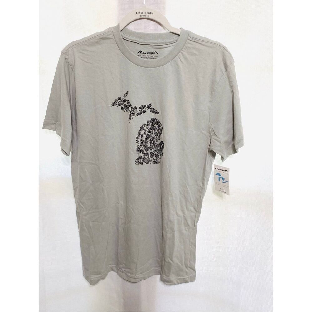 Momentum Outfitters Womens Gray Crew Neck Graphic T-Shirt Size Medium NWT